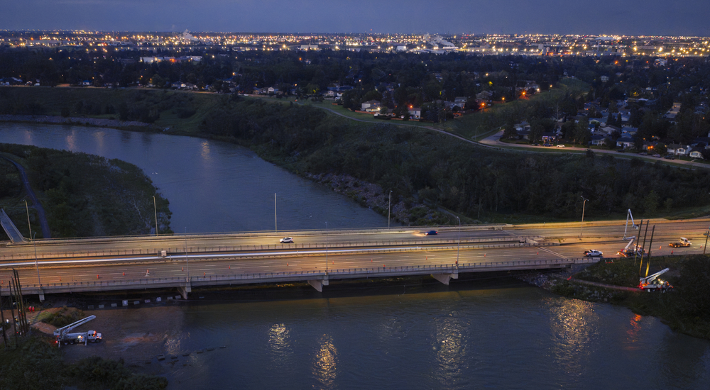 aerial view of Graves bridge